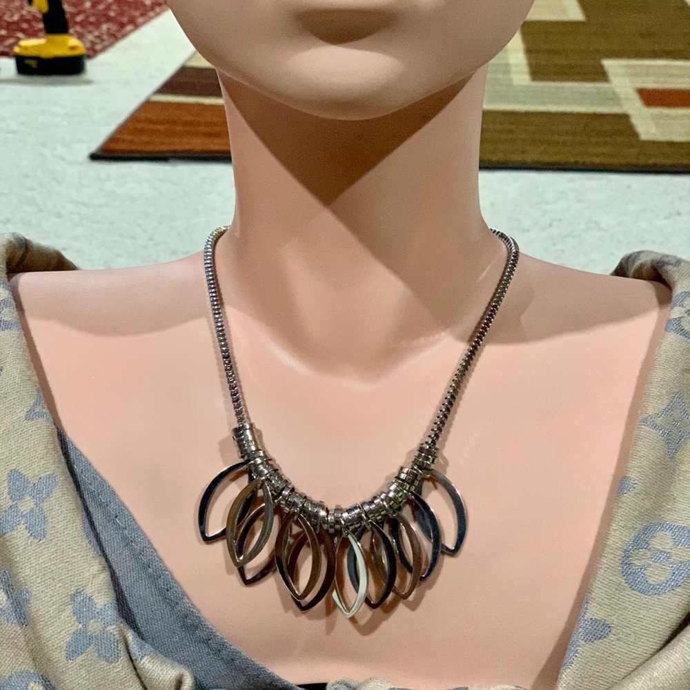 3/$10 Apt.9 necklace ❤️